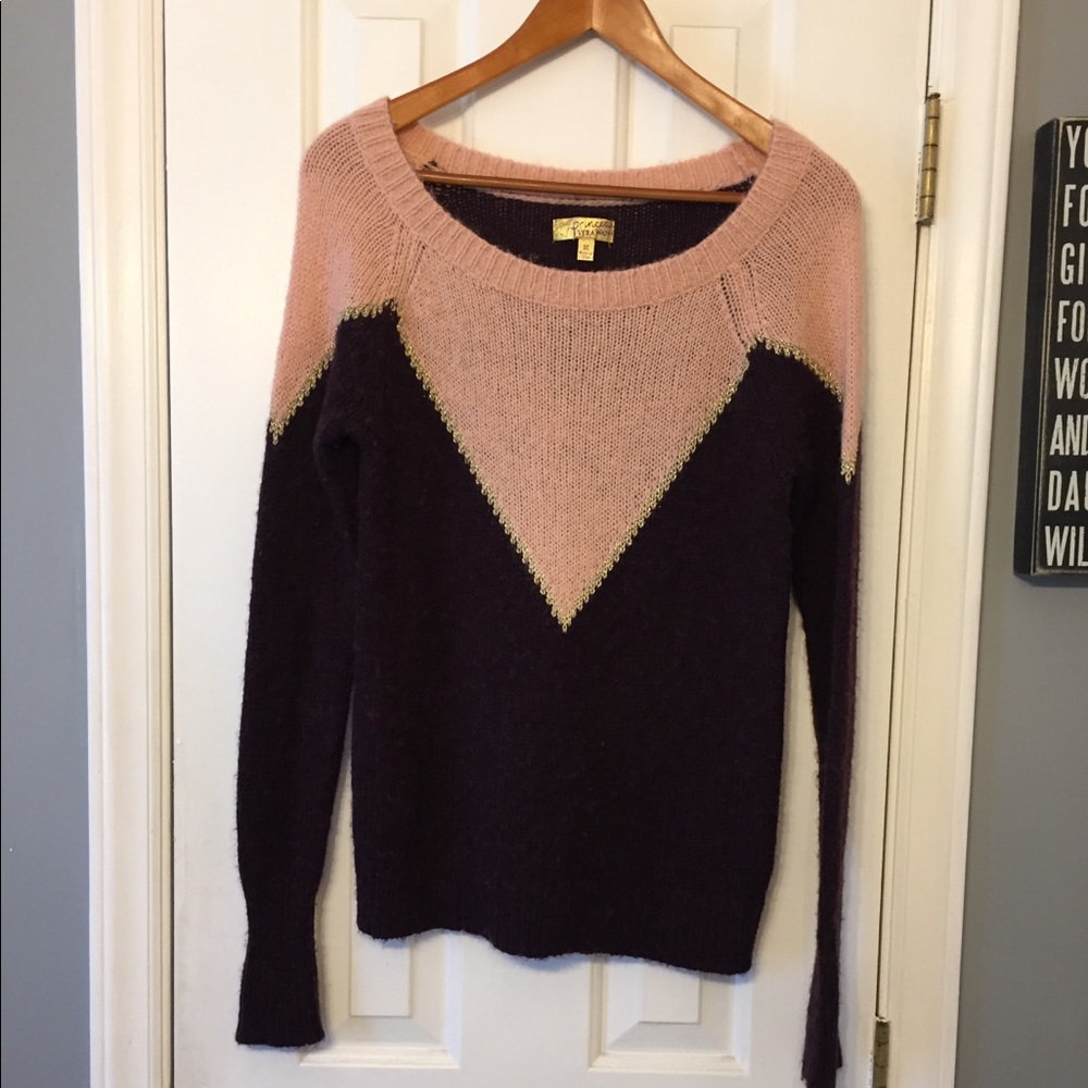 Princess Vera Wang Wool Sweater